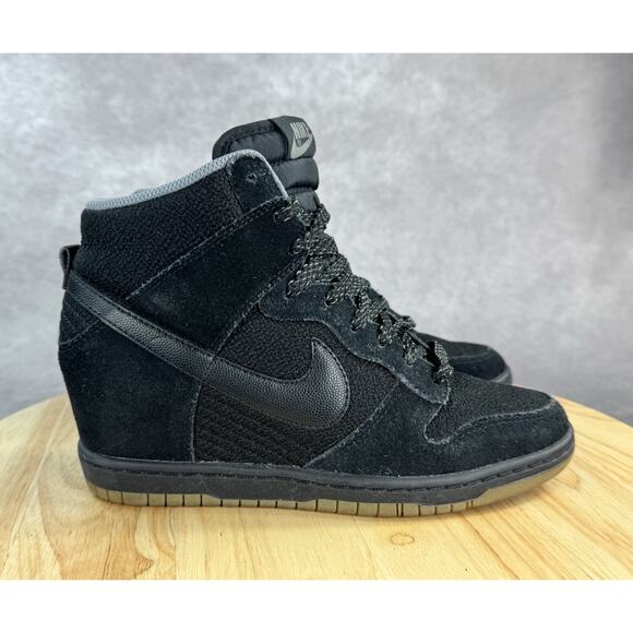 Women’s Nike Dunk Sky Hi Essential Size 7 US Black Gum Hidden Wedge 644877-006 - Picture 1 of 11